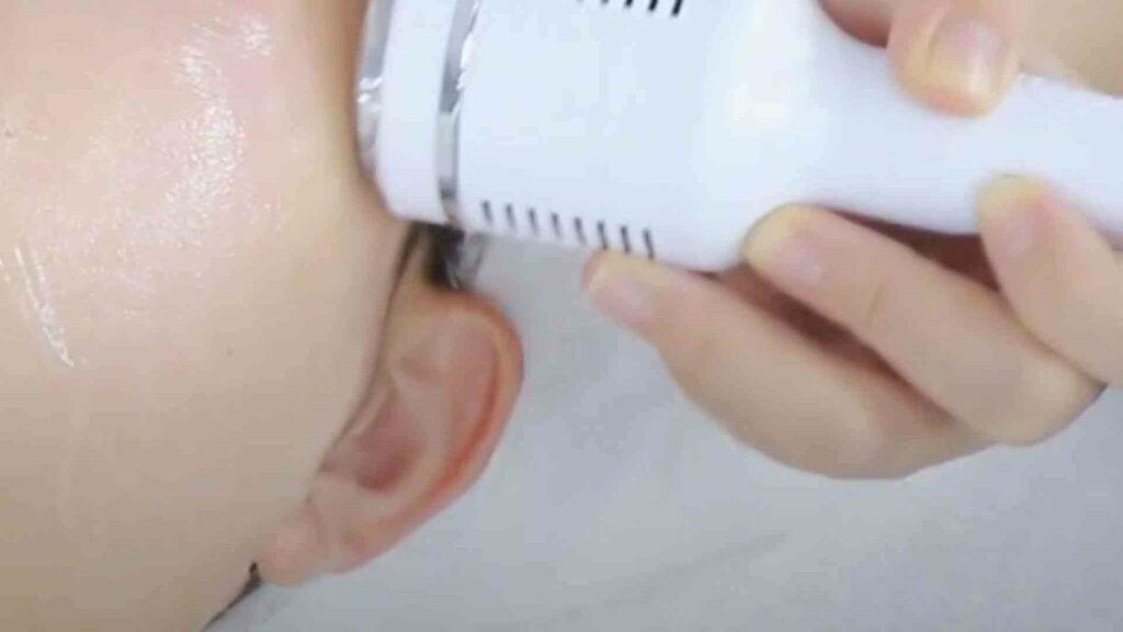 15-in-1ハイドラフェイシャルデバイスの使用方法(HydroRevive Pro 15-in-1)総合スキンケア 12)